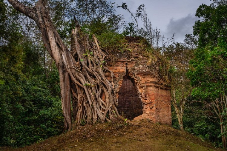 010 Cambodja, Sambor Prei Kuk.jpg